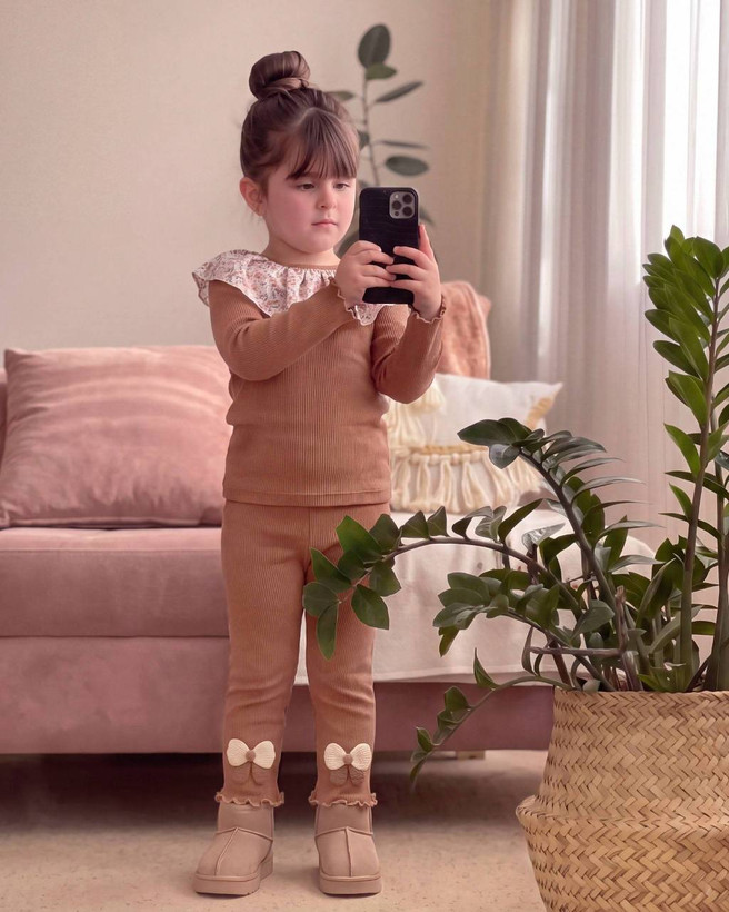 بلوزشلوار دخترانه گل مینیاتوری (۲ سال تا ۱۰ سال )
